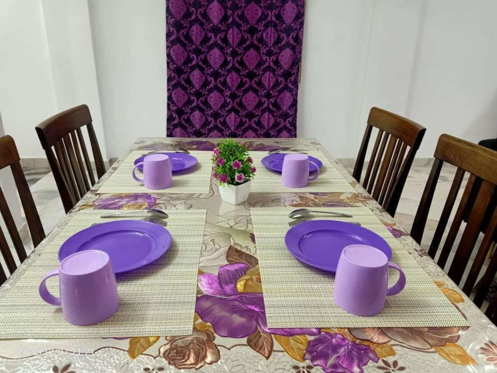 Pd Laguna Homestay Blue & Purple Port Dickson Exteriör bild